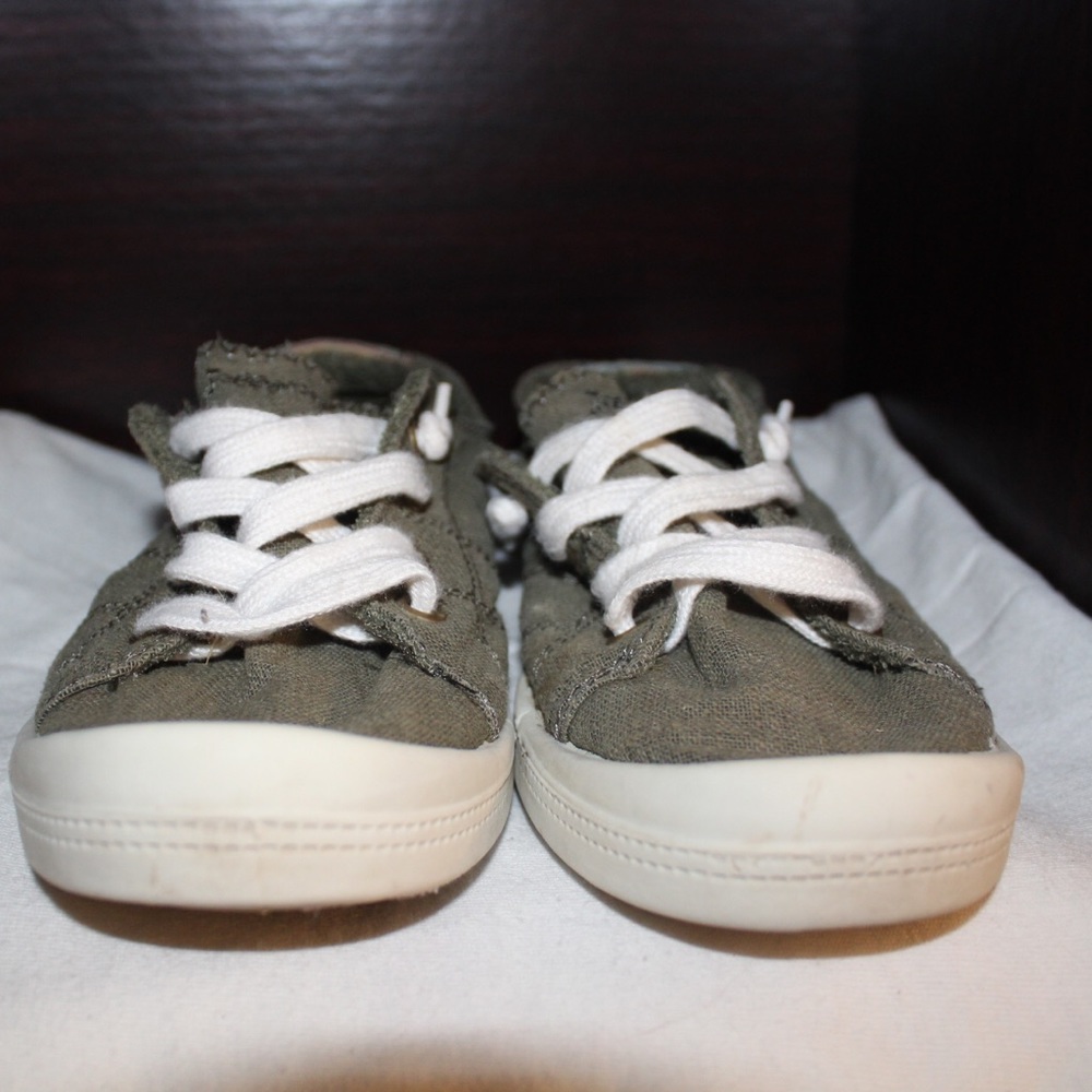Jelly pop sneakers size 8